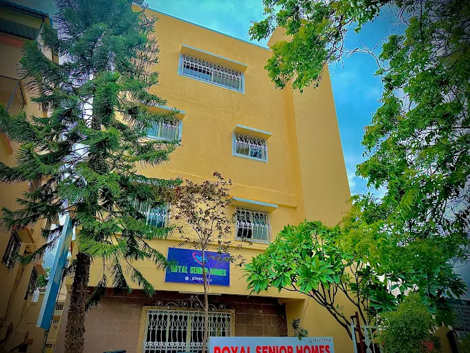 Royal Senior Homes-1
